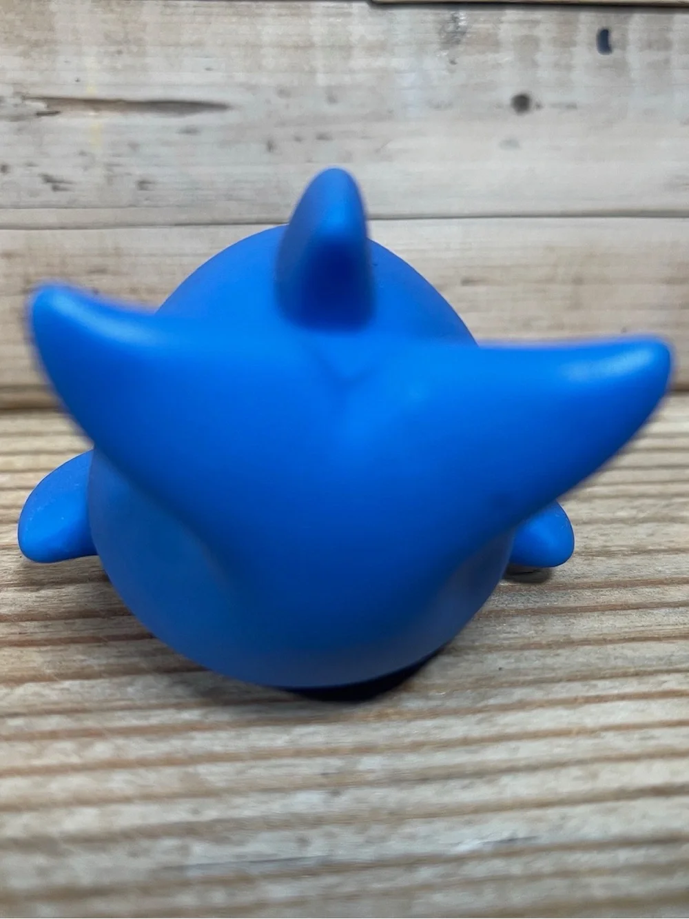 Blue Dolphin Fish Bath Tub Squirter Rubber Figure Baby Swimming Pool Water Toy